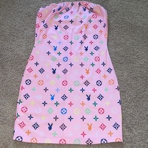 Strapless pink dress